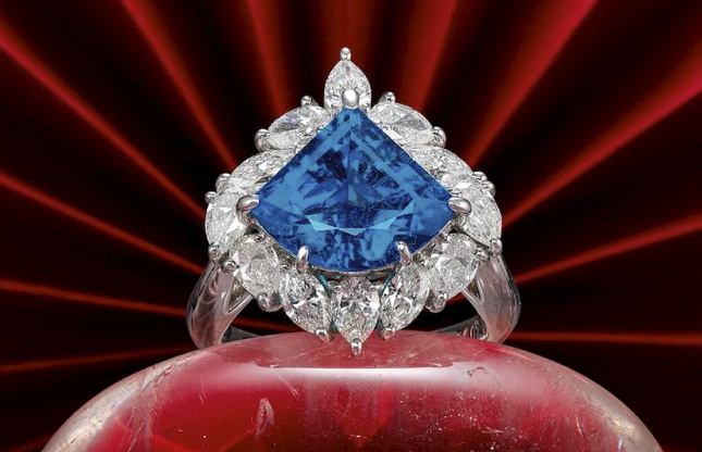 5 ct Paraiba Tourmaline has a 484 000 High Estimate
