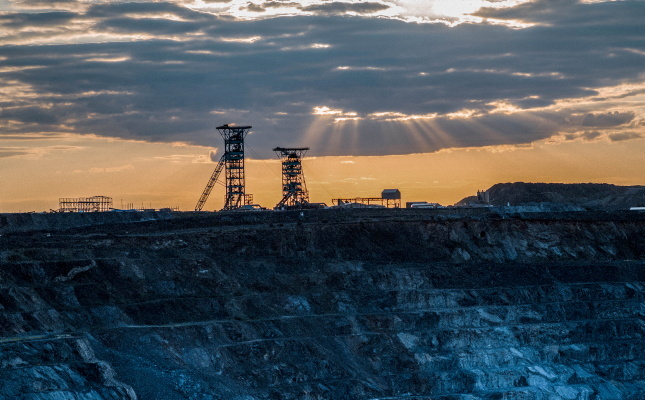 De Beers' $2.2bn Underground Mine at Venetia Goes Live