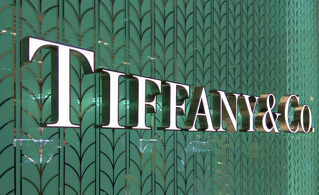 lvmh tiffany acquisition